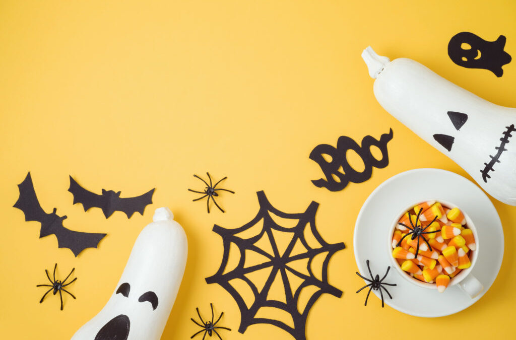 Savvy Updates, 10/30/23: Omnipod 5 Cleared for iPhone, Tandem Mobi Listed as One of Top Inventions of 2023, Eye Implants Treats T1D, Dexcom Stock Soars, ExpressScripts Sues for Pricing Fixing, Diagnose Diabetes by Phone/Voice, Halloween & T1D